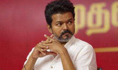 சென்னை அழைத்து வந்ததற்கு என்னை மன்னித்து விடுங்கள்:- விஜய் கண்ணீர்! இரண்டு பேர் ஏன் வரவில்லை?!