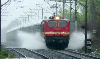  சென்னை திருவள்ளூர் பள்ளிகளுக்கு விடுமுறை! 67 ரயில்கள் ரத்து!