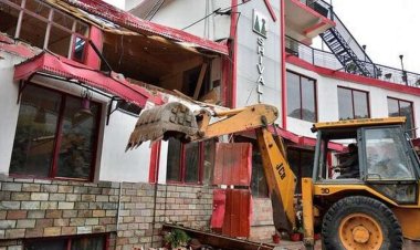 ரூ.300 கோடி சொத்துக்கு சீல்!