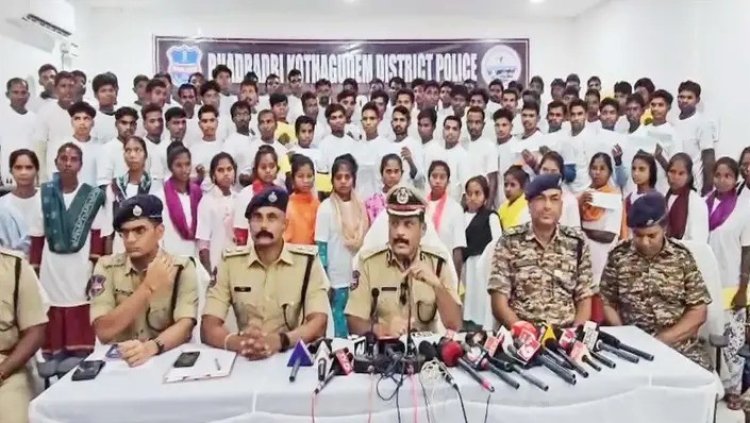 103 நக்சலைட்டுகள் சரணடைந்தனர்!