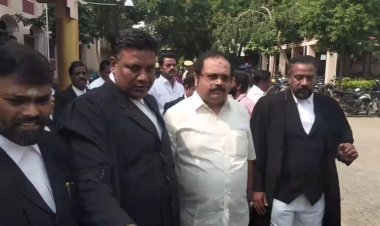   வேலூர் எம்பி கதிர் ஆனந்துக்கு நீதிமன்றம் கிடுக்கிபிடி......!சக வழக்காடிக்கு வாரண்டு!