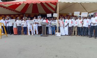 மணல் குவாரிக்கு அனுமதி வழங்கு! இல்லையேல் சாகும் வரை போராட்டம்... ஆட்சியருக்கு கோரிக்கை விடுத்து ஆர்ப்பாட்டம்!