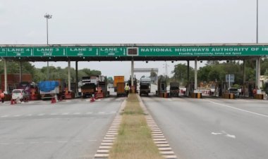 வசூல் நாயகியான ரெண்டு ஸ்டார் லேடி காக்கி! நடவடிக்கை எடுக்கப்படுமா? மூத்த வழக்கறிஞரின் பதிவு!