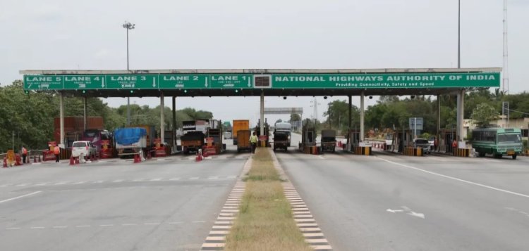 வசூல் நாயகியான ரெண்டு ஸ்டார் லேடி காக்கி! நடவடிக்கை எடுக்கப்படுமா? மூத்த வழக்கறிஞரின் பதிவு!