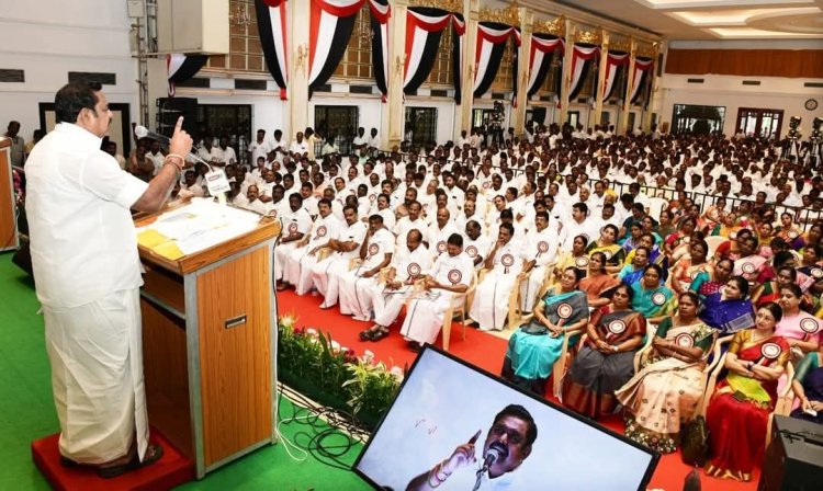 அதிமுக தனித்து ஆட்சி அமைக்கும்! எடப்பாடி பழனிச்சாமி பேச்சு! உறவாடி ஏமாற்றுபவர்களை நம்பக்கூடாது சி.வி.சண்முகம்!