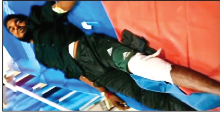  அரசு மருத்துவமனைக்குள் ரவுடி வெட்டி கொலை! சுட்டு பிடித்த போலீஸ்!