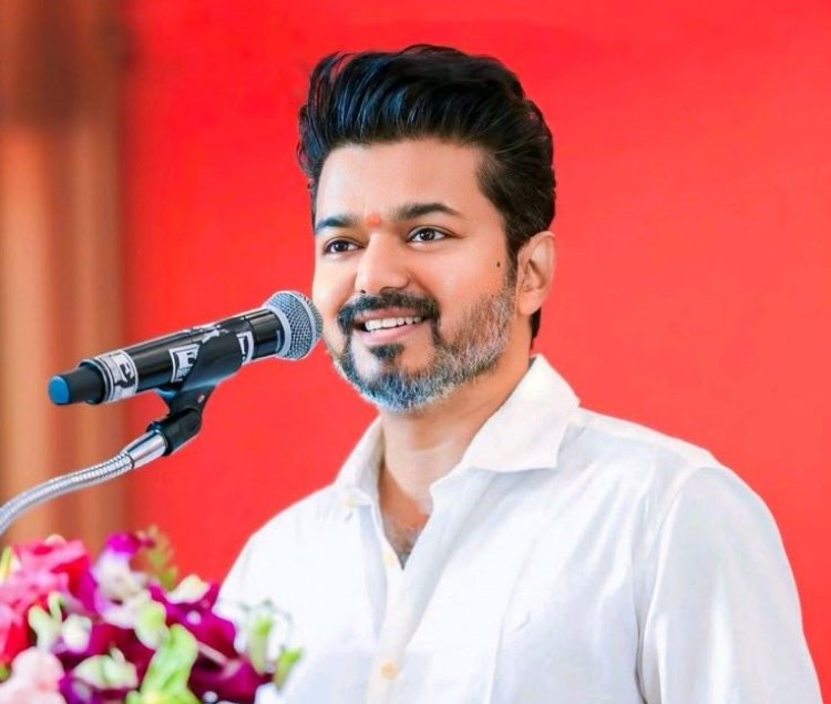 திருமணத்துக்கு ஒரு பவுன்-மகளிருக்கு மாதம் ரூ.2.500 விஜய்யின் கவர்ச்சிகர அறிவிப்பு!