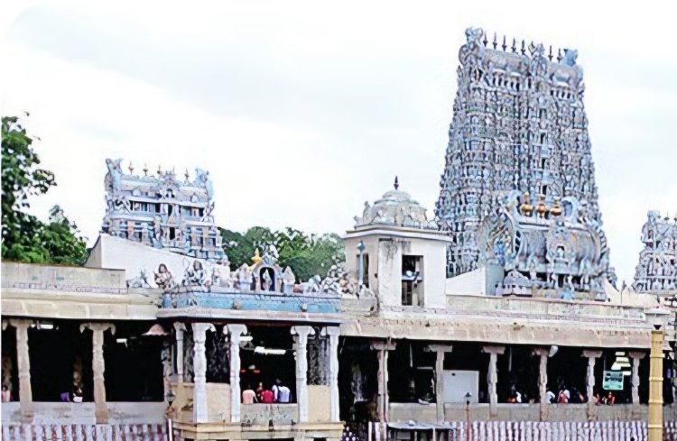 மதுரை மீனாட்சி கோவிலின் சொத்தை அபகரித்த அதிகாரிகள்!