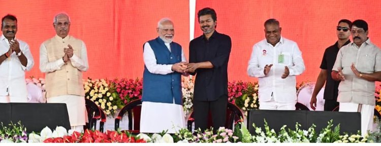 மோடி – விஜய் இணைந்து தமிழக வளர்ச்சிப் பயணம்! கோவை, மதுரை மெட்ரோ திட்டங்களுக்கு ஒப்புதல் தர பிரதமரிடம் முதல்வர் வலியுறுத்தல்!