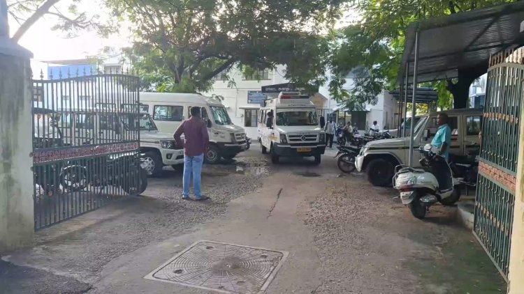லஞ்ச ஒழிப்புச் சோதனைக்கு முன்பே தகவல் கசிகிறதா? திருப்பத்தூர், செங்கம் சோதனைகளால் எழும் கேள்விகள்!பல மணி நேரச் சோதனைகள்... என்ன கைப்பற்றப்பட்டது, என்ன நடவடிக்கை எடுக்கப்பட்டது?